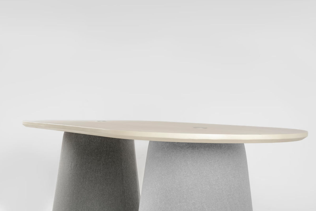 Conical bar Meeting Table