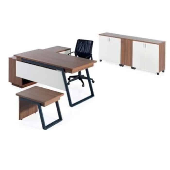 FLAT Manager Desk: best modern desks