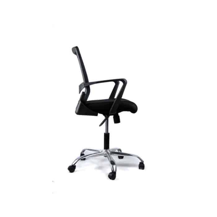 Lightweight ergonomic office chair